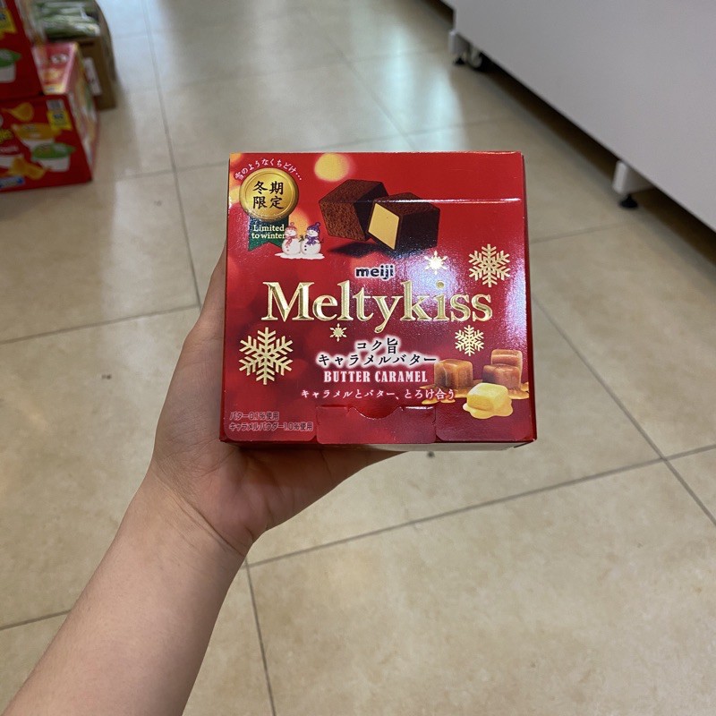 Socola tươi Meiji MeltyKiss 3 vị (Trà xanh, Nguyên chất, Dâu tây) hộp 56g