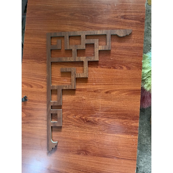 Viền góc dán trang trí tường phòng thờ kích thước 37cm x 27cm