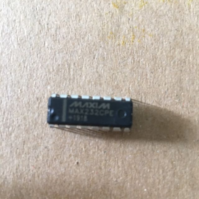 Ic giao tiếp máy cắt chữ decan.Mã max232cpe-dip16-10.