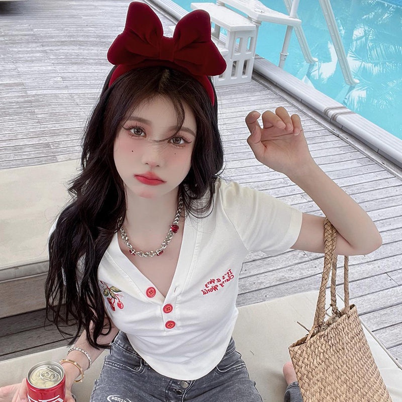 COZOK Áo Thun Tay Ngắn Dáng Ôm Thêu Hình Quả Cherry Dễ Thương