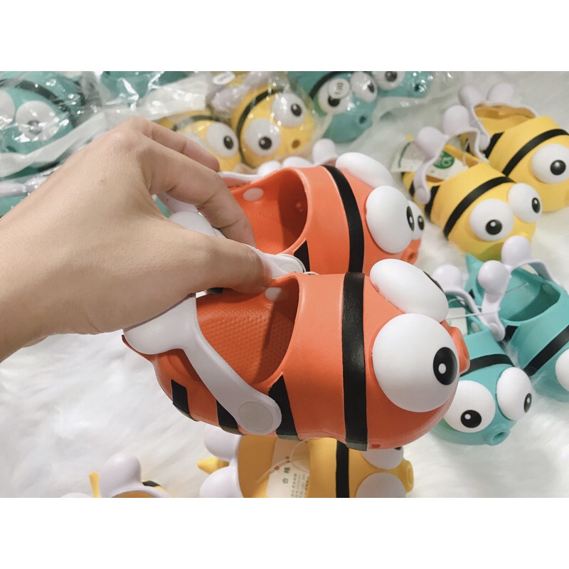 Dép rọ chất liệu EVA siêu nhẹ an toàn cho bé trai và gái đi hàng ngày, đi biển siêu dễ thương💕