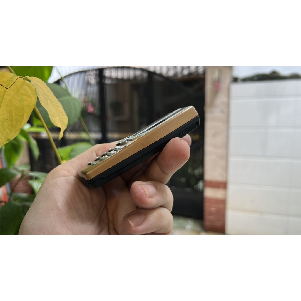 Điện thoại nokia 8250 pin trâu