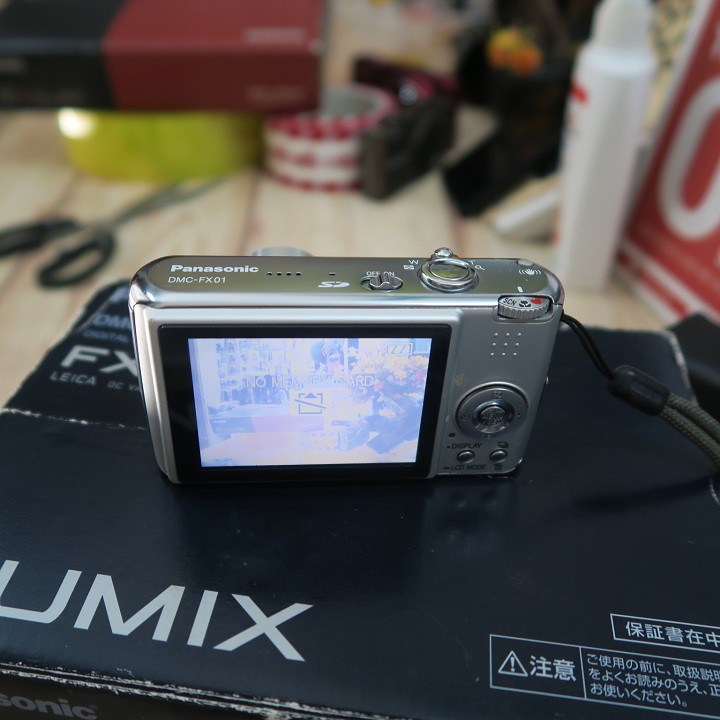 Máy ảnh Lumix FX-01 quay chụp tốt