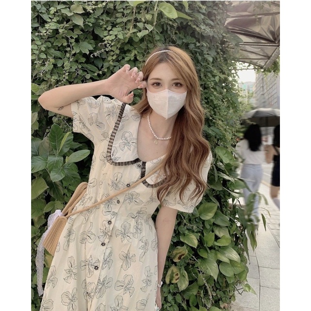 ĐẦM MIDI HOA CỔ SEN VIỀN ĐEN
