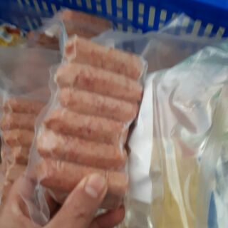 XÚC XÍCH PHÔ MAI ĐỨC