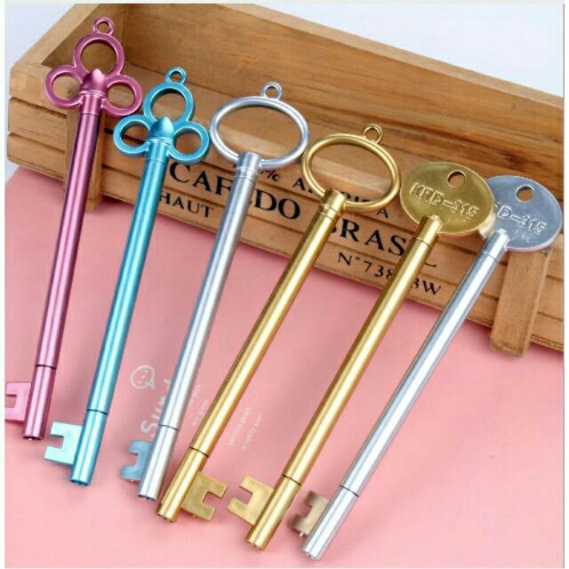 Bút nước cute chìa khóa