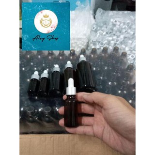 Combo 100 chai thủy tinh 30ml màu nâu, đầu bóp nhỏ giọt, bóp cao su màu trắng, khoen bạc, giá 499.000 đồng.