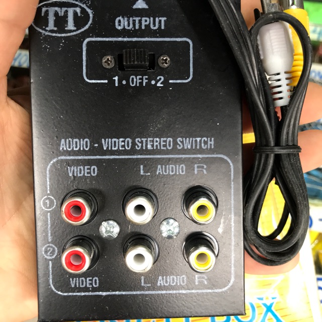 Bộ chia tín hiệu AUDIO- VIDEO STEREO SWITCH