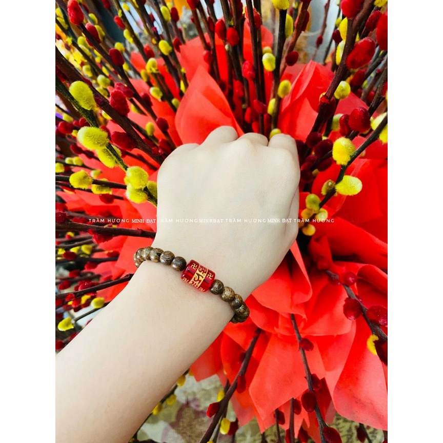 Vòng tay trầm hương đính đá phong thủy  giá xưởng