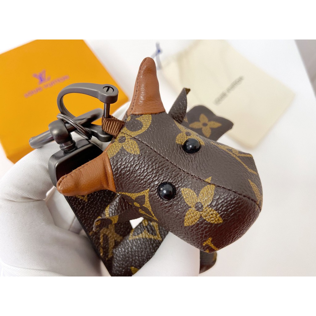 Móc Khóa Hình Xô Đựng Phụ Kiện Trang Trí Túi Xách Cao Cấp