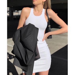 Đầm body ba lỗ hở lưng