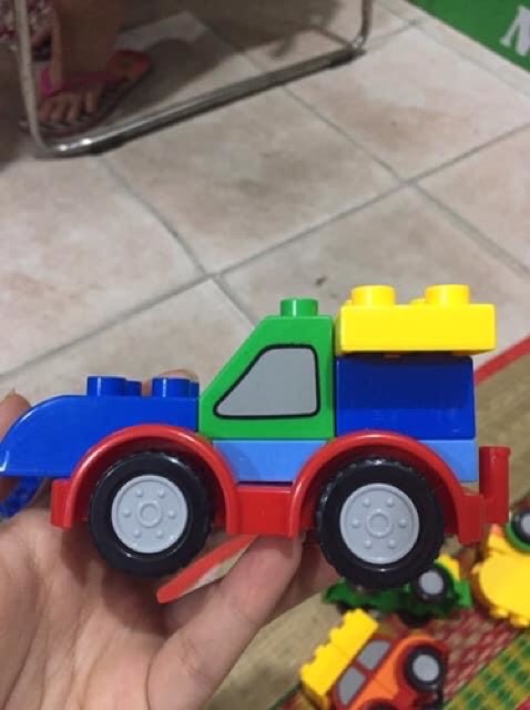 1 Xe lắp ghép - quà từ enfa