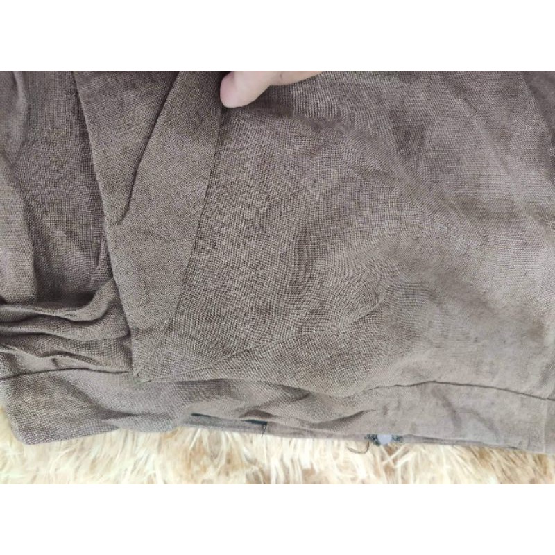 Chân váy linen ngắn có tà đắp chéo