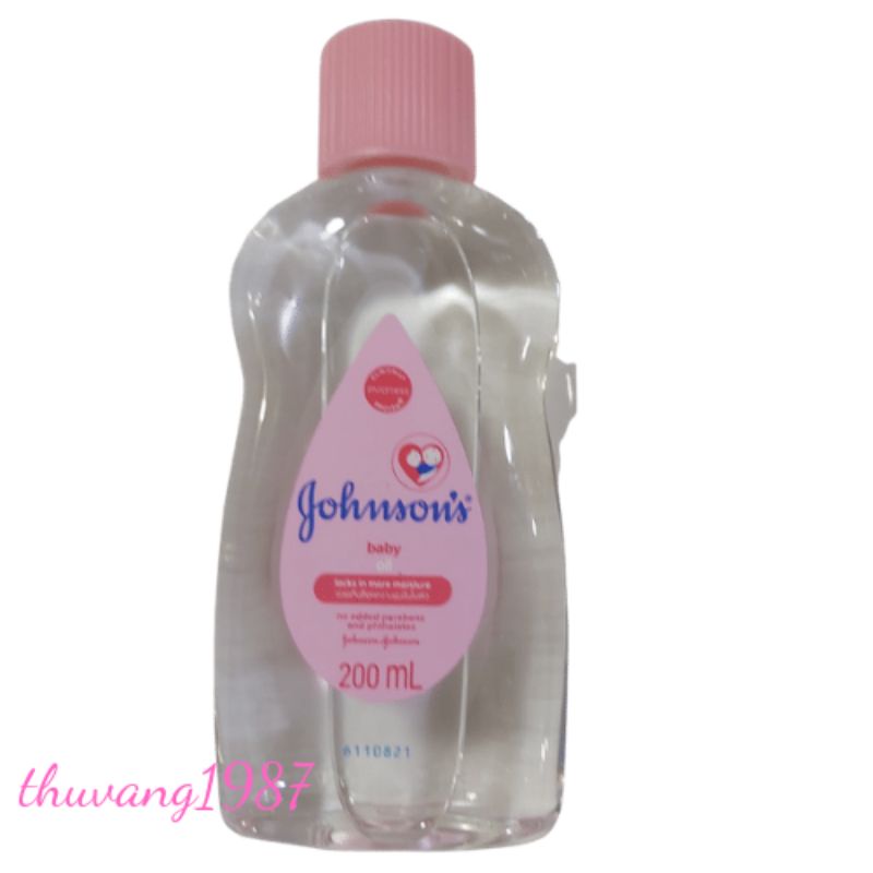 Dầu mát xa và dưỡng ẩm Johnson’s baby Oil