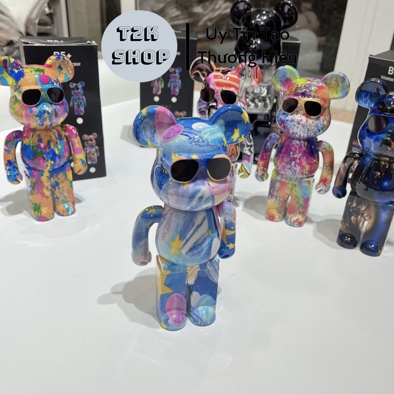 Loa Nghe Nhạc Bluetooth Gấu Bearbrick Mini Để Bàn Cầm Tay B5+ Âm Thanh Bass Cực Mạnh - T2K Shop