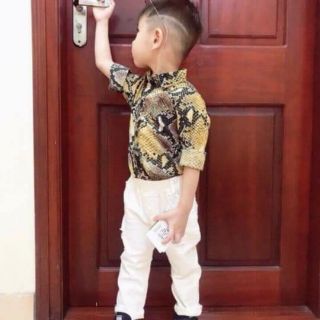 Com bo áo quần siêu đep cho bé