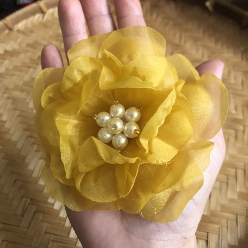 Hoa vải voan đính hạt 10cm