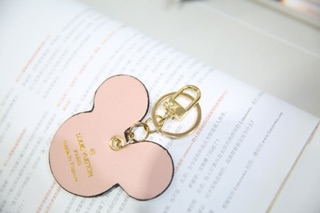 Móc khoá lv mickey fullbox