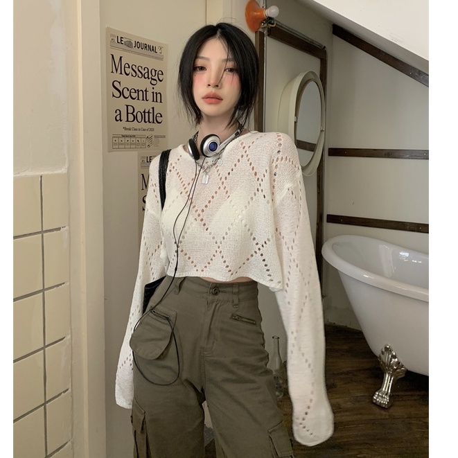 QKOOLE  Áo Croptop Dệt Kim Tay Dài Cổ Tròn Màu Ngọc Lam Phong Cách Hàn Quốc Thời Trang Cho Nữ