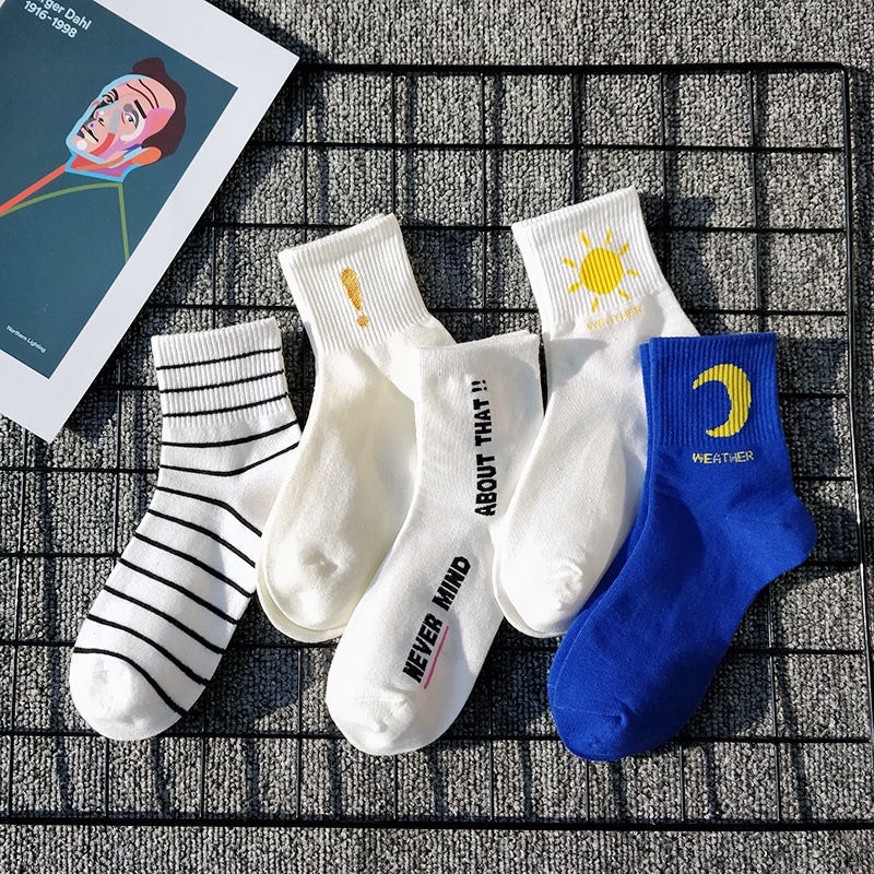 【J&N】5 pairs of socks men's and women's middle tube South Korea Harajuku style South Korea fashion autumn and winter middle tube socks versatile personality Street hip hop socks socks