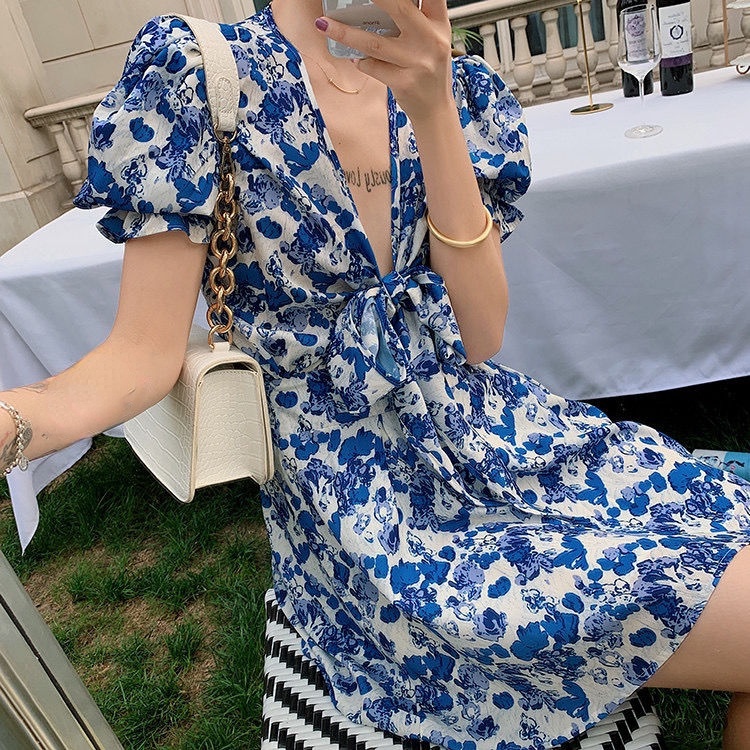 Đầm hoa cổ chữ V chiết eo phong cách retro Pháp plus size