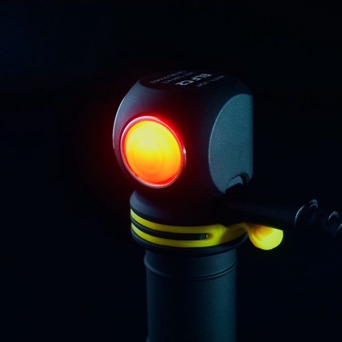 Đèn Pin Armytek Elf C2
