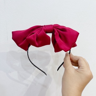 Cài nơ lụa