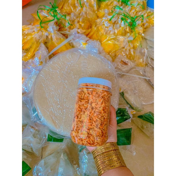 Combo bánh tráng phơi sương muối tép hành phi 80k  .