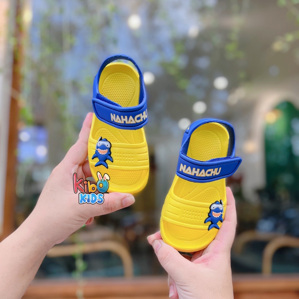 ￼￼￼Sandal Xốp Cho Bé Trai Siêu Nhẹ Siêu Bền Hoạ Tiết Cá Mập SA409