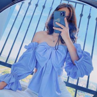 ÁO TRỄ VAI NƠ TO