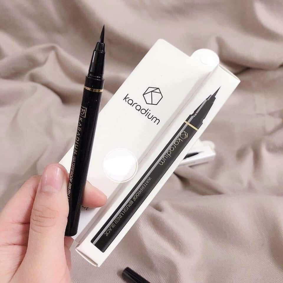 BÚT DẠ KẺ MẮT HÀN QUỐC KARADIUM