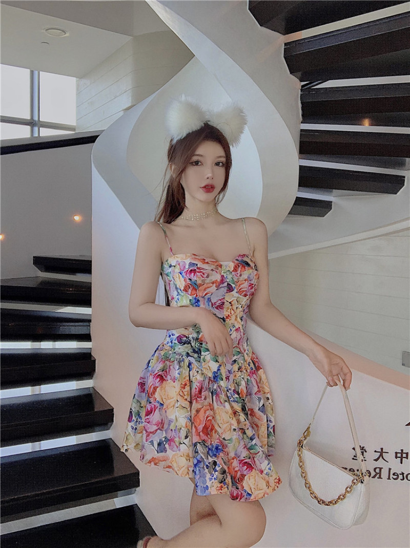 Đầm Chiffon Sát Nách Lưng Cao Hoạ Tiết Hoa Thiết Kế Hợp Thời Trang | BigBuy360 - bigbuy360.vn