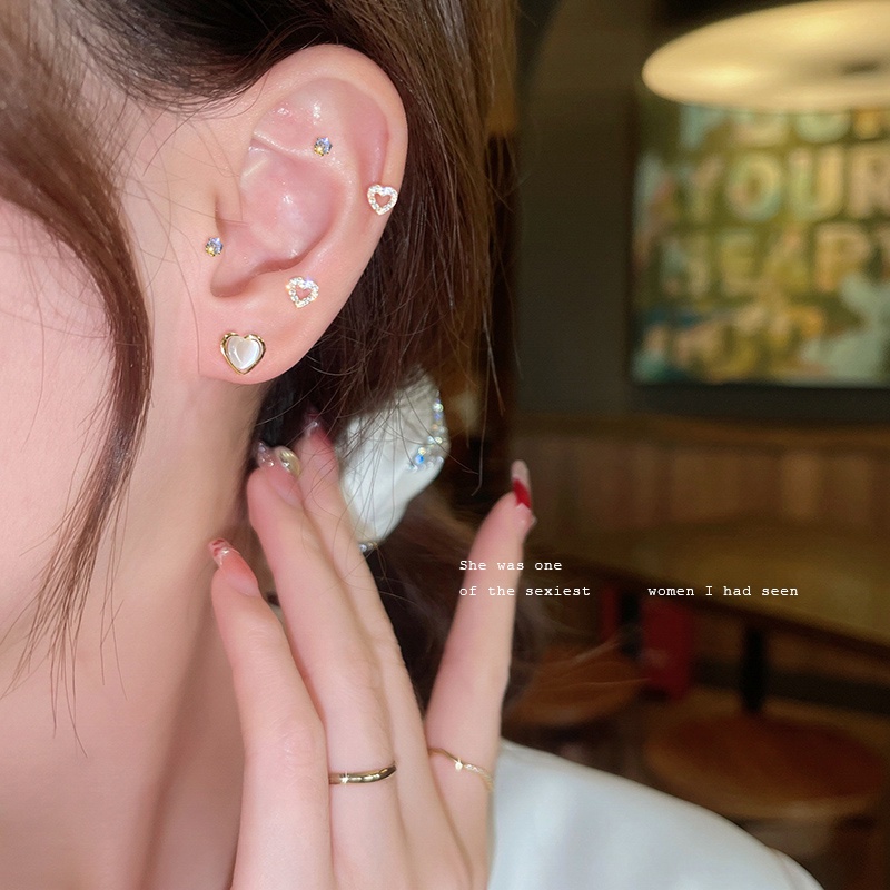 Set 3 Đôi Bông Tai Hình Trái Tim Đính Đá Dễ Thương