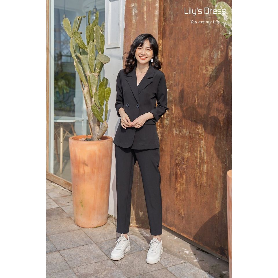 Set Blazer Đen 2 cúc dáng ngắn + quần âu by Lilie