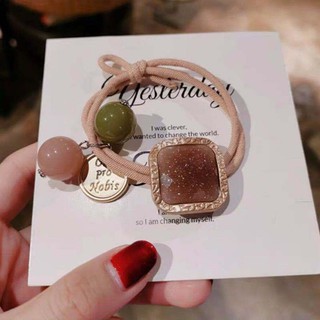 Cột tóc Hàn Quốc Retro dành cho cô gái có cá tính