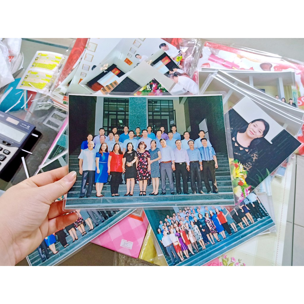 In anh 20x25 + ep Platic sieu re