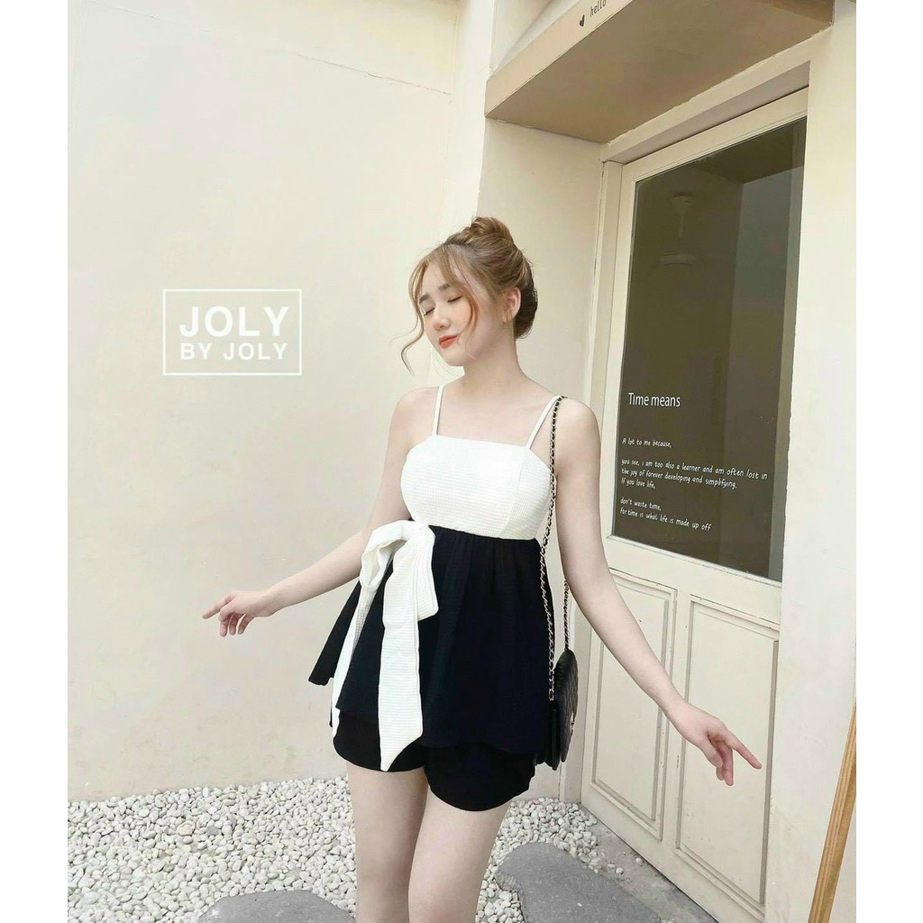 Set Áo Hai Dây Và Quần Ngắn Buộc Nơ Rose Fashion
