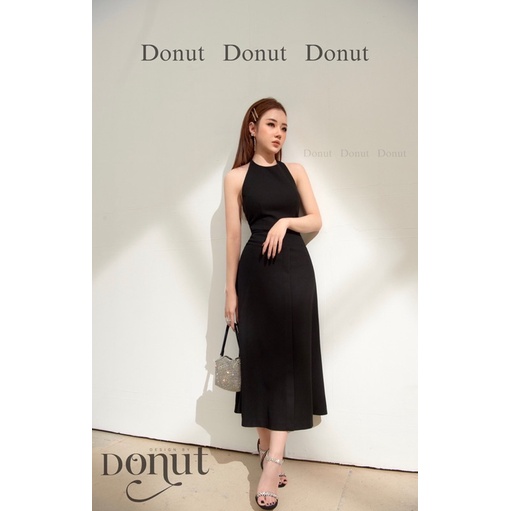 Váy yếm đen dáng dài