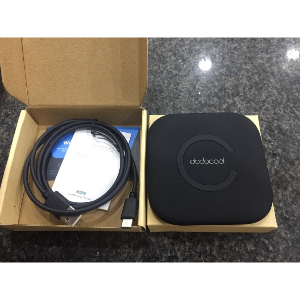 Đế sạc không dây nhanh (FastCharge) 10W Dodocool DA128 Type C hotsale Amazon cho iPhone 8 iPhone X Samsung S6 S7 S8 S9