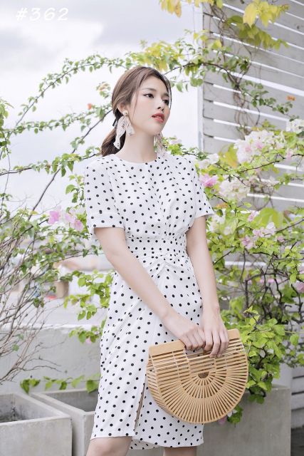 Đầm bi buộc nơ sau thanh lịch (có ảnh thật)