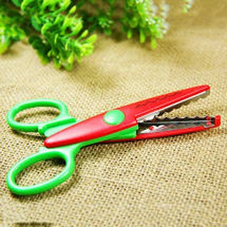 Kéo cắt giấy lưỡi răng cưa ( kéo răng cưa)