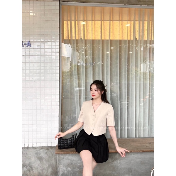 Áo sơ mi dáng lửng be Rosara