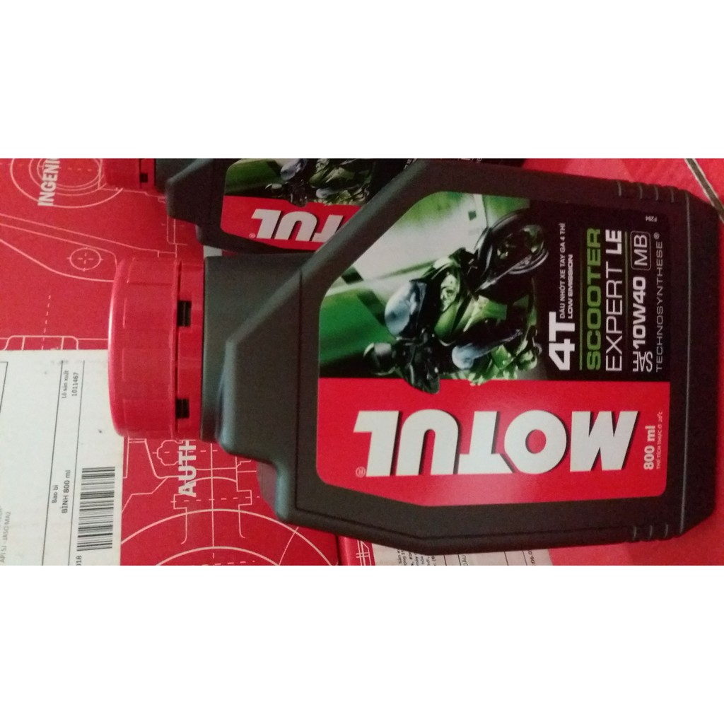 Nhớt xe tay ga Motul Scooter Expert LE 10W40 - 1L / 0.8L