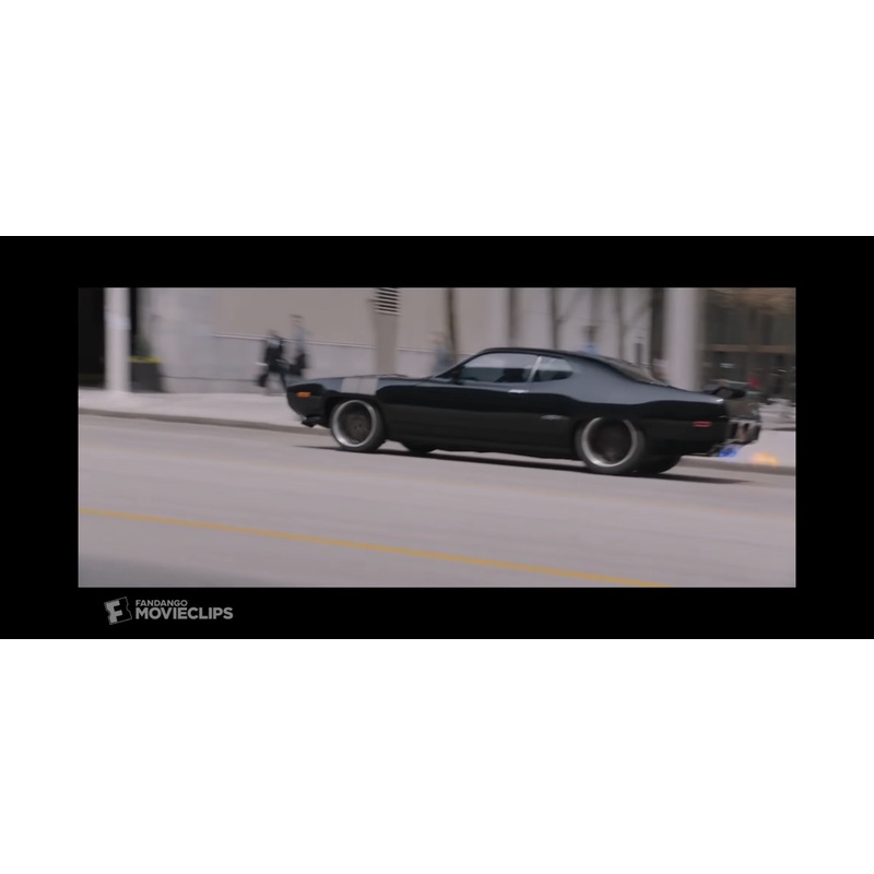 Xe Hot Wheels Premium ‘71 Plymouth GTX Fast And Furious 8