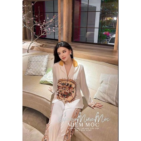 Bộ pijama tay dài quần dài lụa mango mac sam thiết kế cao cấp