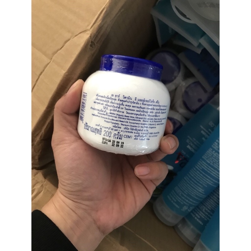 Kem Vitamin E Aron Thái Lan