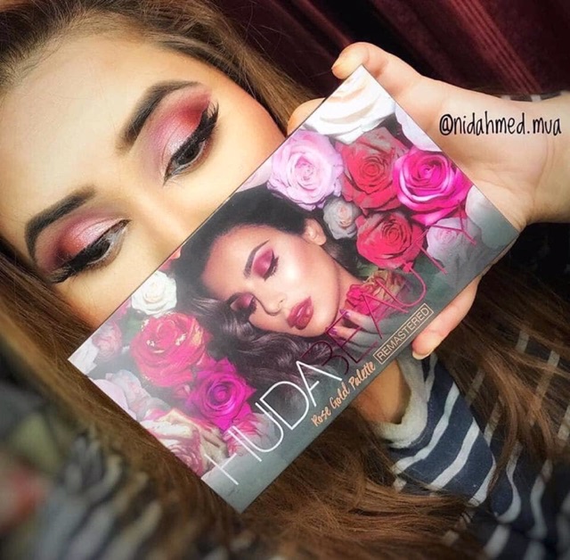 Bảng mắt Huda Rose Gold