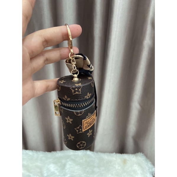 Túi cốp mini đựng son có móc khoá tặng kèm khăn