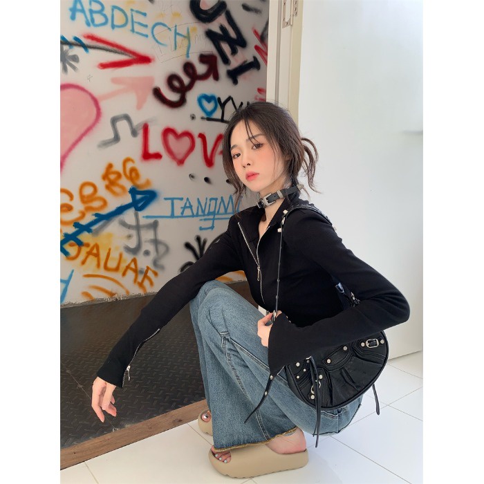 ✲Bộ Áo Khoác Dài Tay Ôm Dáng Có Khóa Kéo Màu Đen + Quần Jeans Ống Rộng Thời Trang Mùa Thu Cho Nữ 0906