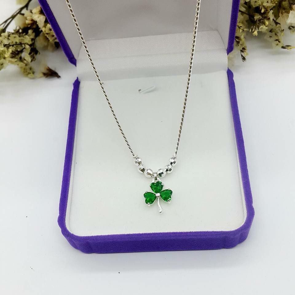 dây chuyền cỏ 3 lá cho bé đủ màu